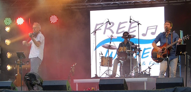 07_vlcsnap-2021-08-01-15h10m05s224.png